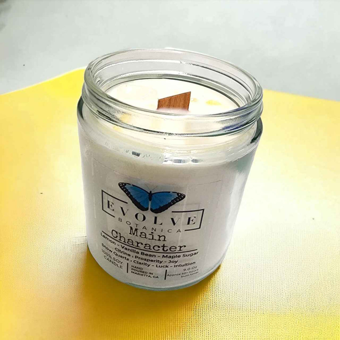 Classic 9oz Jam Jar Crystal Soy Candle - Main Character (Citrine &amp; Snow Quartz)