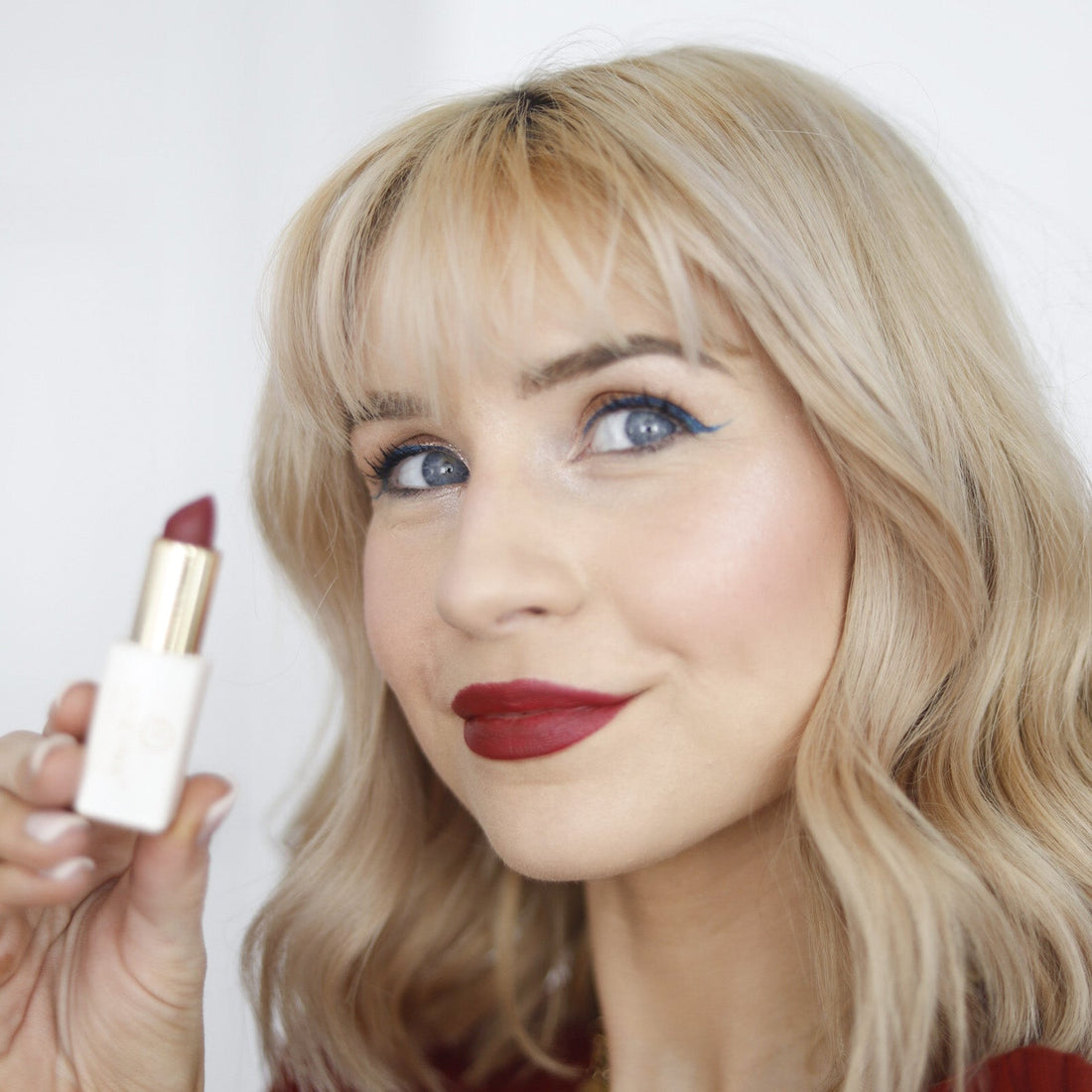 Vegan Matte Lipstick – Hydrating, Long-Wear, Magnetic Case by EpiLynx