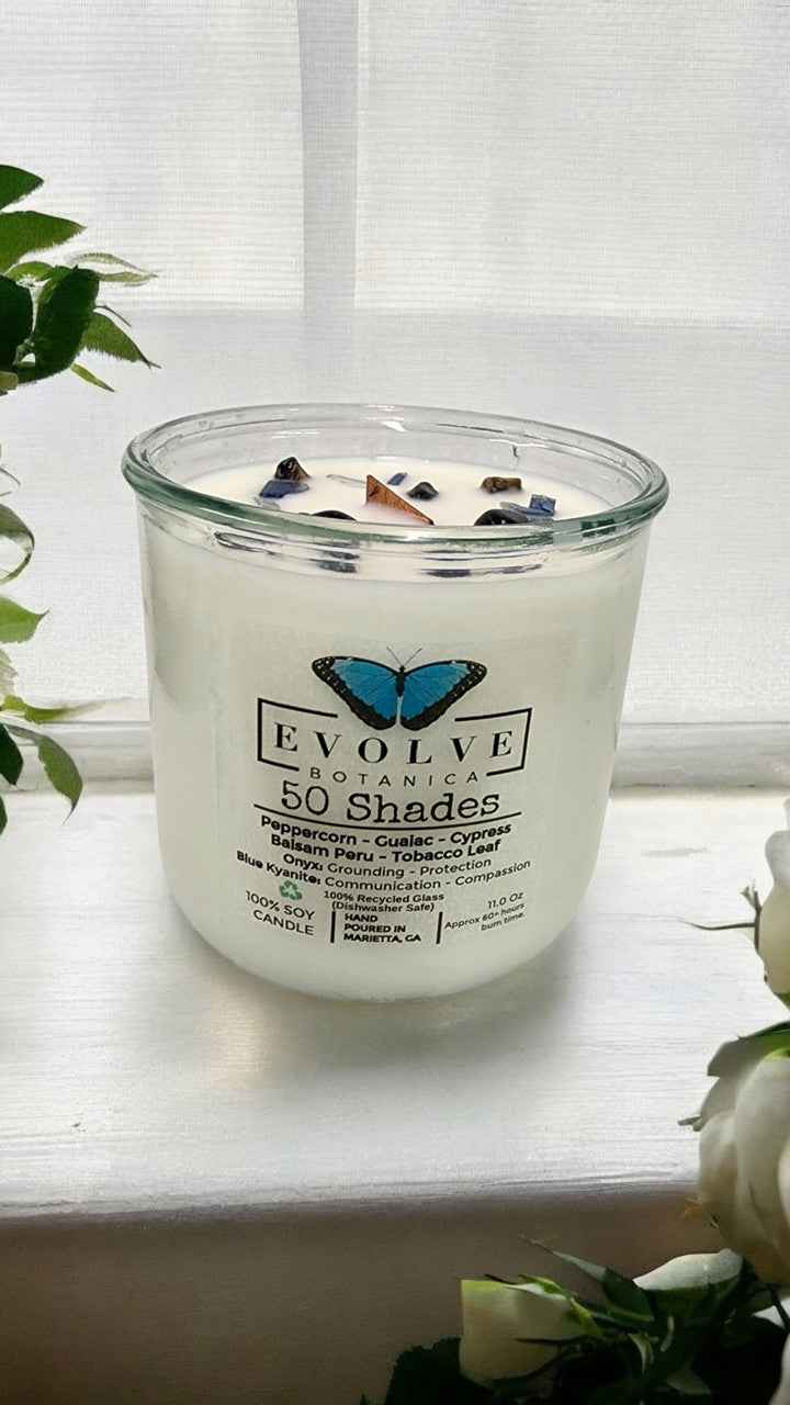 Rocks Candle – 50 Shades (Wood Wick, Onyx &amp; Blue Kyanite, Soy Candle)