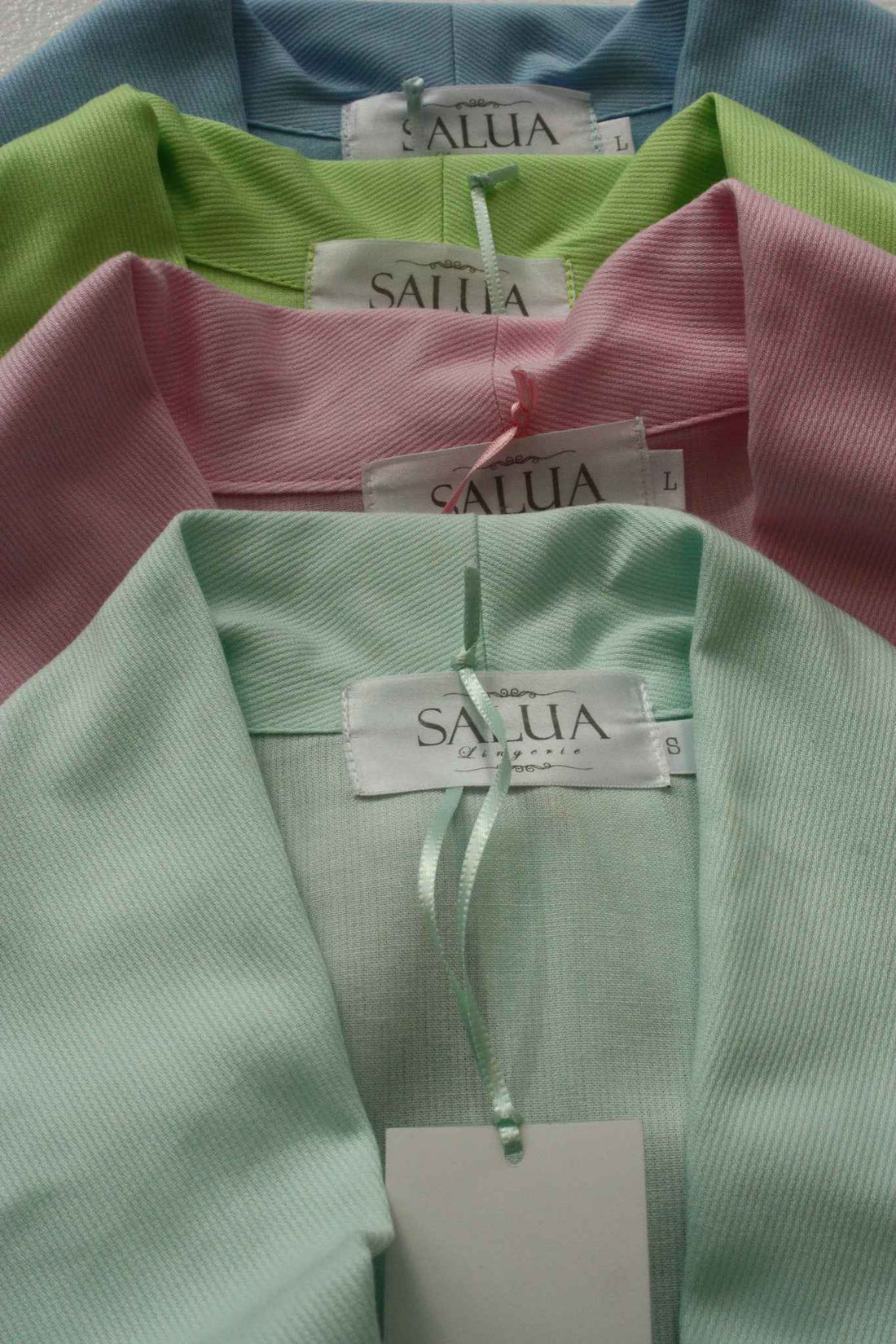 Classic Cotton Pique Robe 39"