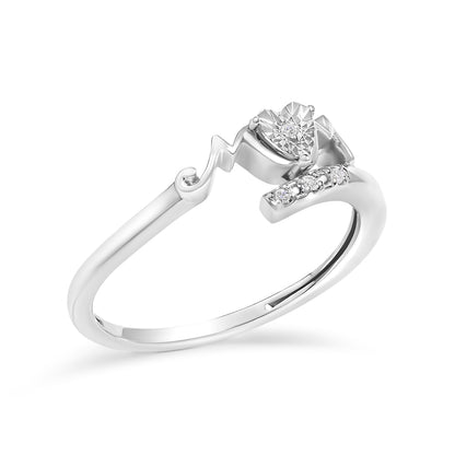 .925 Sterling Silver Diamond Accent "MOM" Heart Ring (J-K Color, I2-I3 Clarity) - Ring Size 7  DestGlow