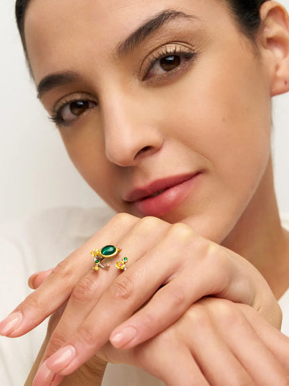 Exquisite Emerald Ring - Enchanted Branch by LINTICO