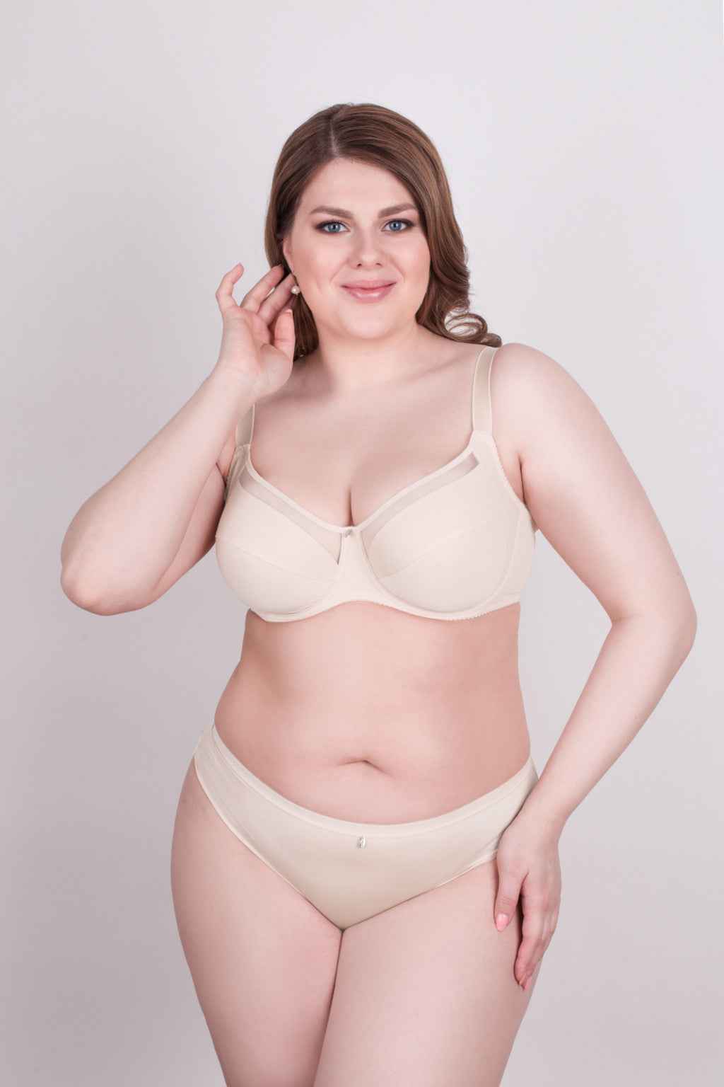 Bra Milavitsa 120150 - Underwired, Mesh Insert, Wide Straps