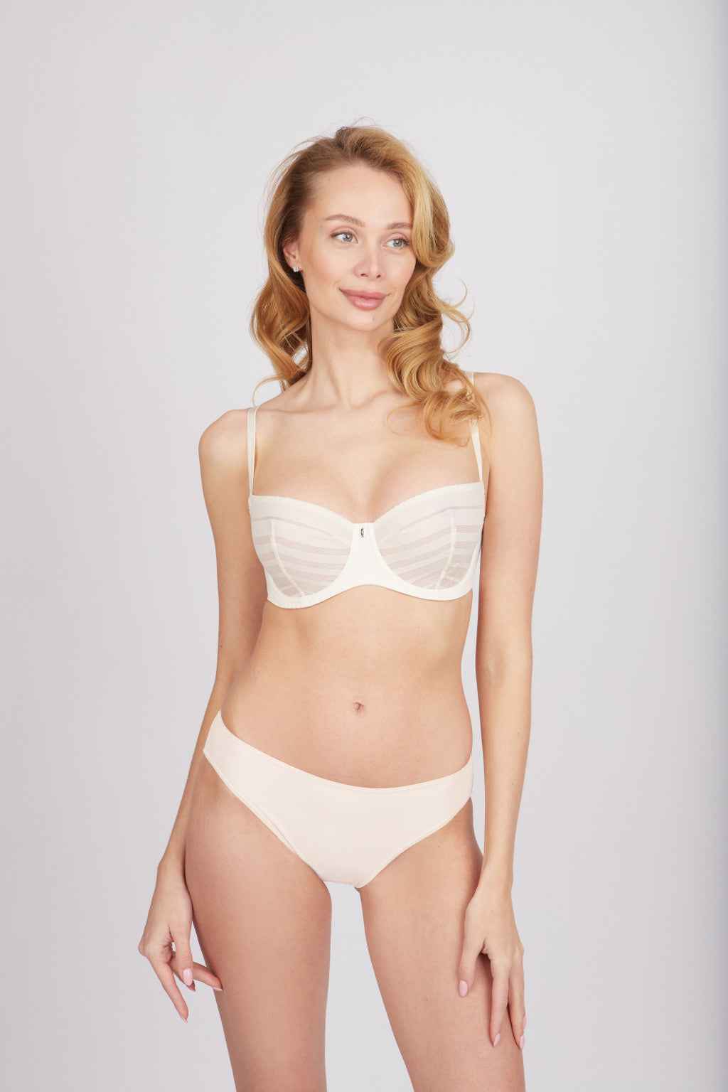 Bra Milavitsa 127640 - Soft Balconette, Sport-Chic, Invisible Edge