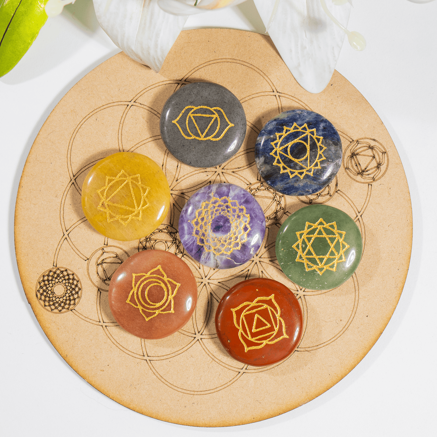 Chakra Crystals Set, Round Reiki 7 Chakra Stones Set, Wooden Grid Plate, Selenite Log  DestGlow
