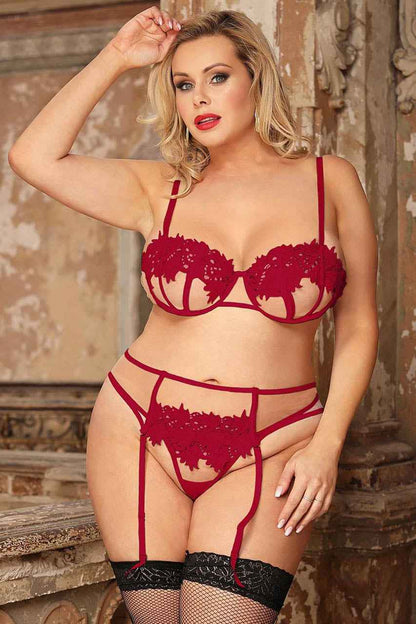 Plus Size Delicate Floral Embroidered Bra Set