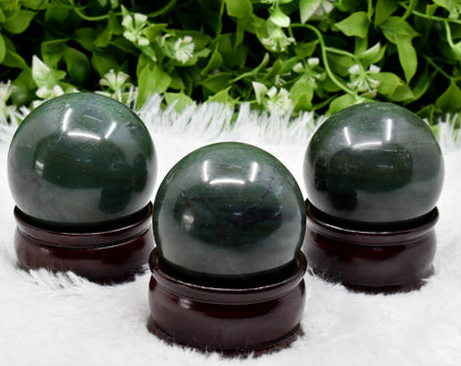 1Pc Green Jade Sphere Crystal Ball Healing Sphere.  DestGlow