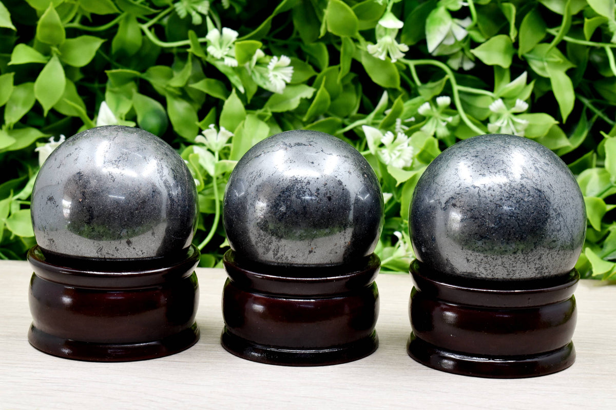 1Pc Hematite Sphere Crystal Ball Healing Sphere.