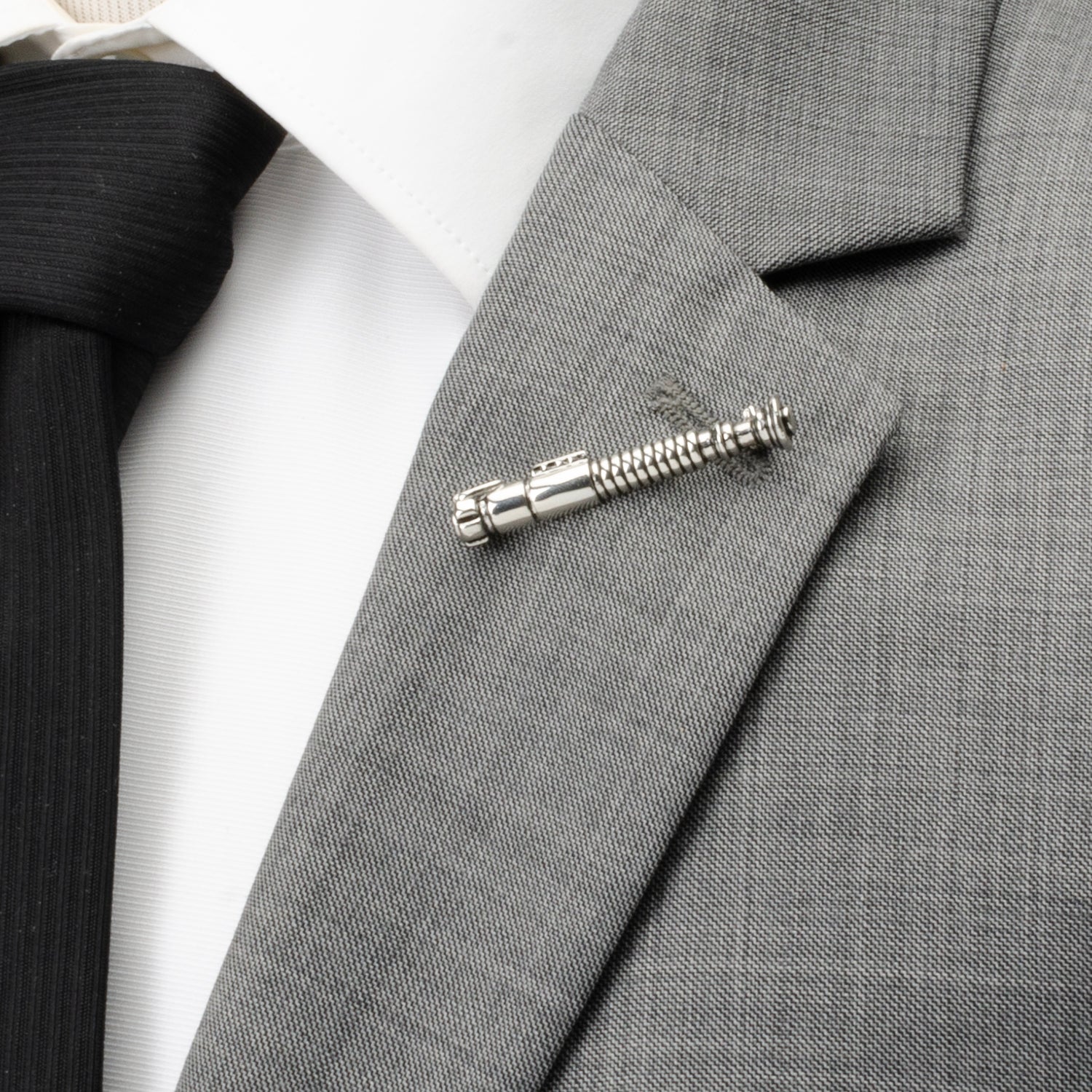 Star Wars Luke Skywalker LIGHTSABER Lapel Pin by Cufflinks.com