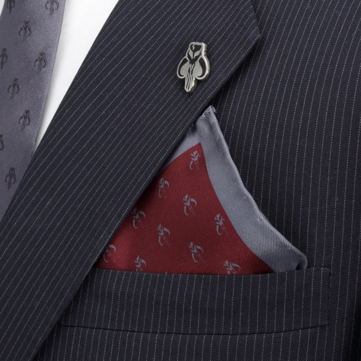 Star Wars Mandalorian Mythosaur Gray Tie, Red Pocket Square, Cufflinks, and Tie Bar Gift Set