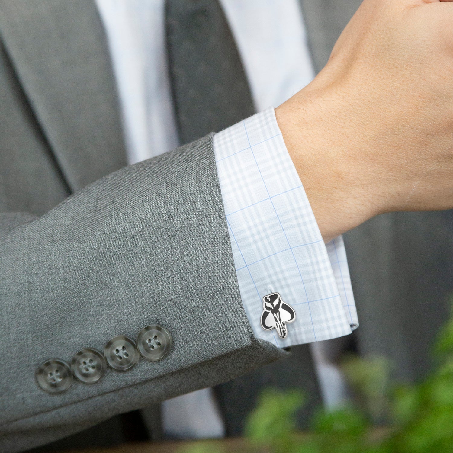 Star Wars Mandalorian Mythosaur Cufflinks by Cufflinks.com