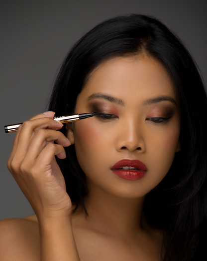 Waterproof Liquid Eyeliner Pen – Vegan, Gluten-Free, Smudge-Proof Precision in Matte &amp; Shimmer Shades by EpiLynx
