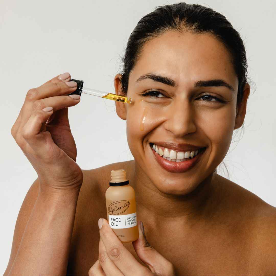 Hydrating Face Oil with Coffee Extract