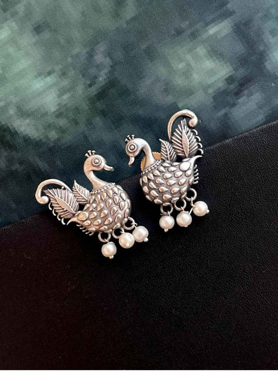 Joban Fashion Stud Earrings