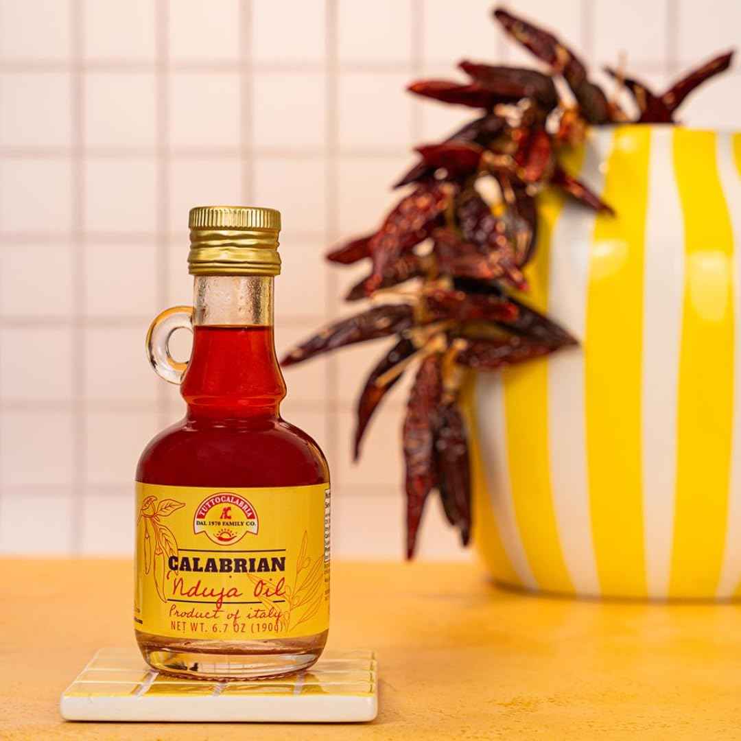 TuttoCalabria Calabrian ’Nduja Oil – 6.7 oz (190 g)