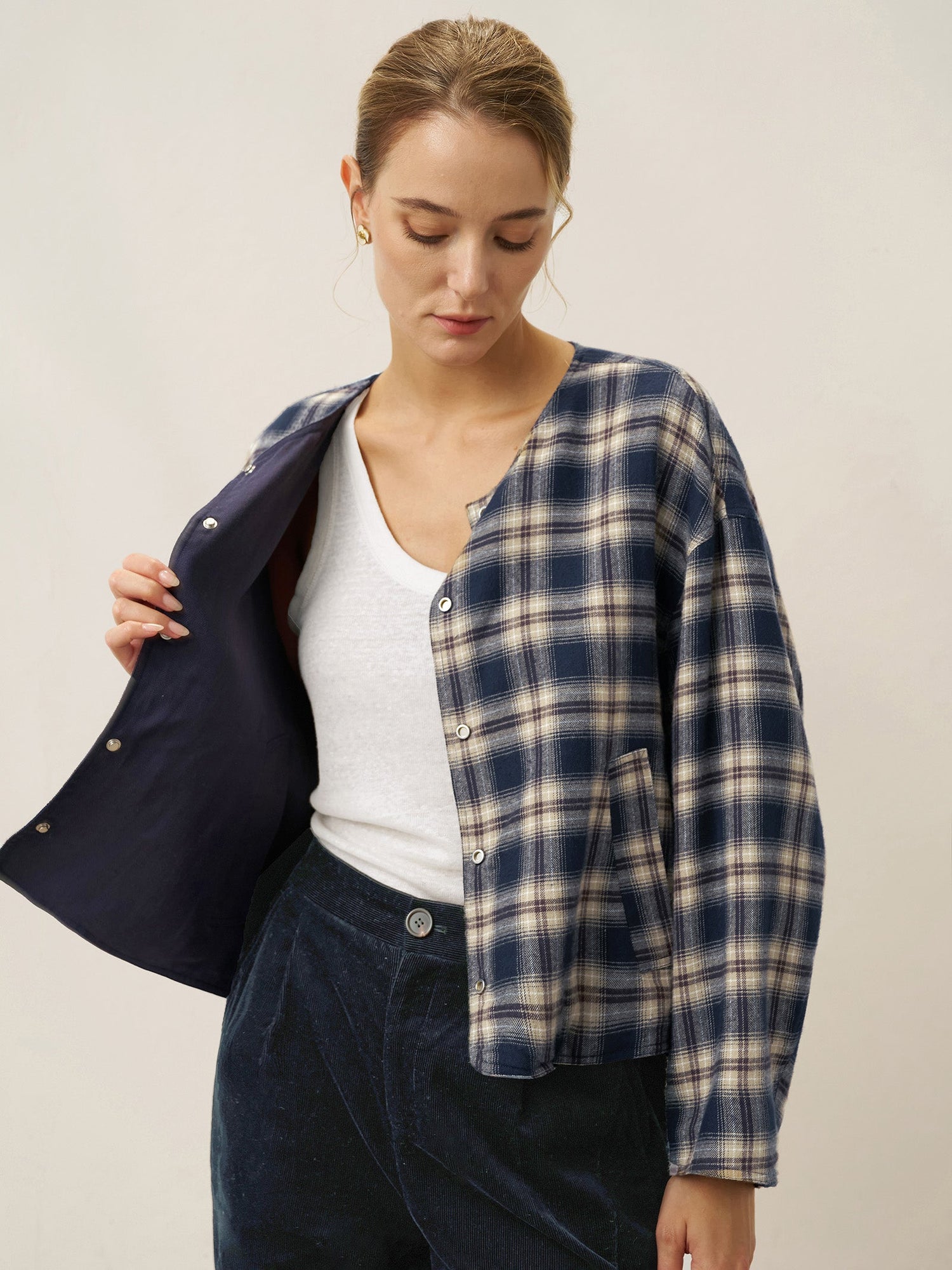 Tencel Linen Reversible Crew Neck Casual Jacket CHLOE by LINTICO