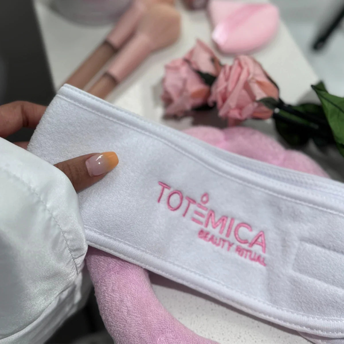 Adjustable Spa Headbands by Totemica Beauty