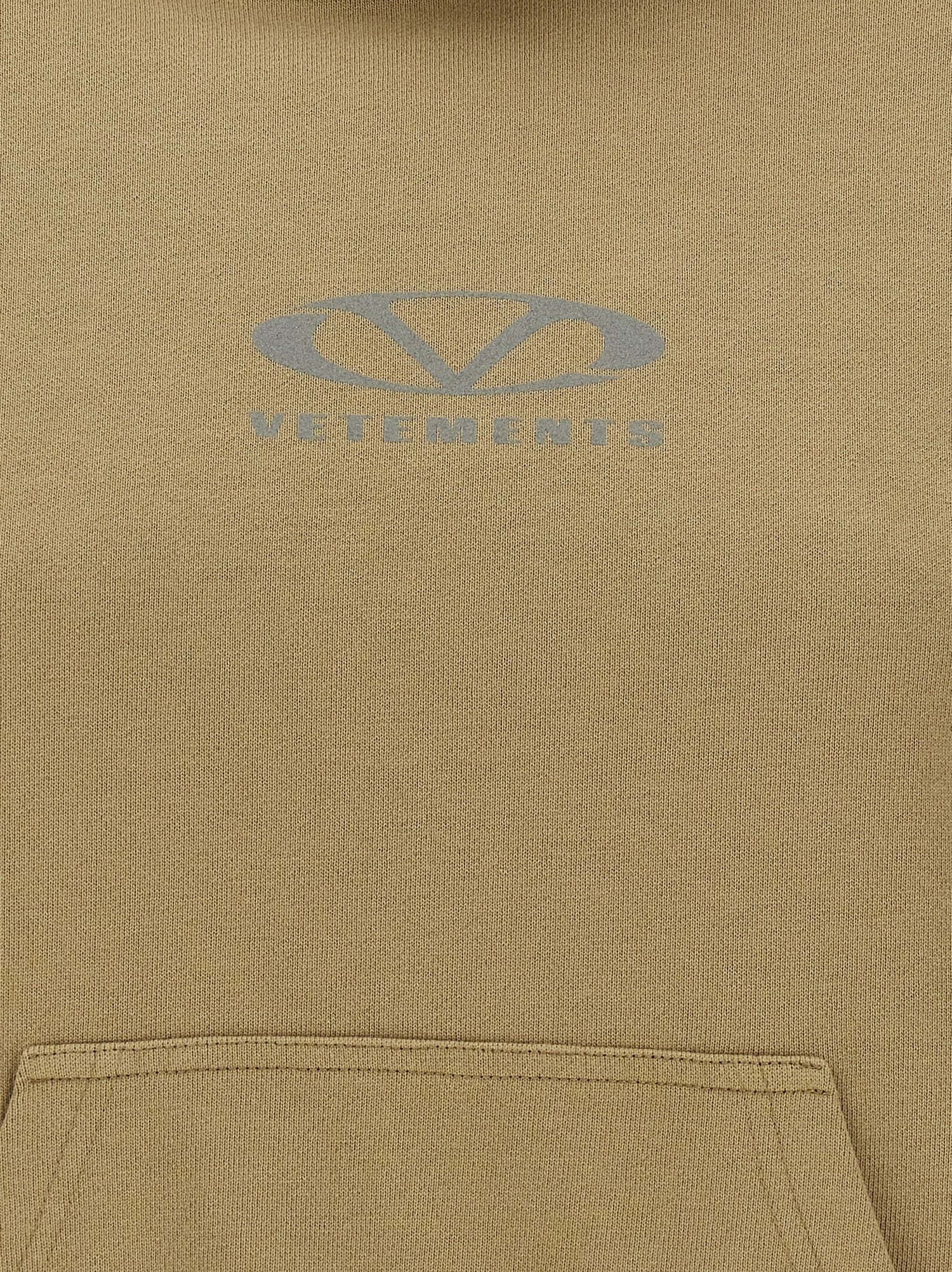 Vetements Women &