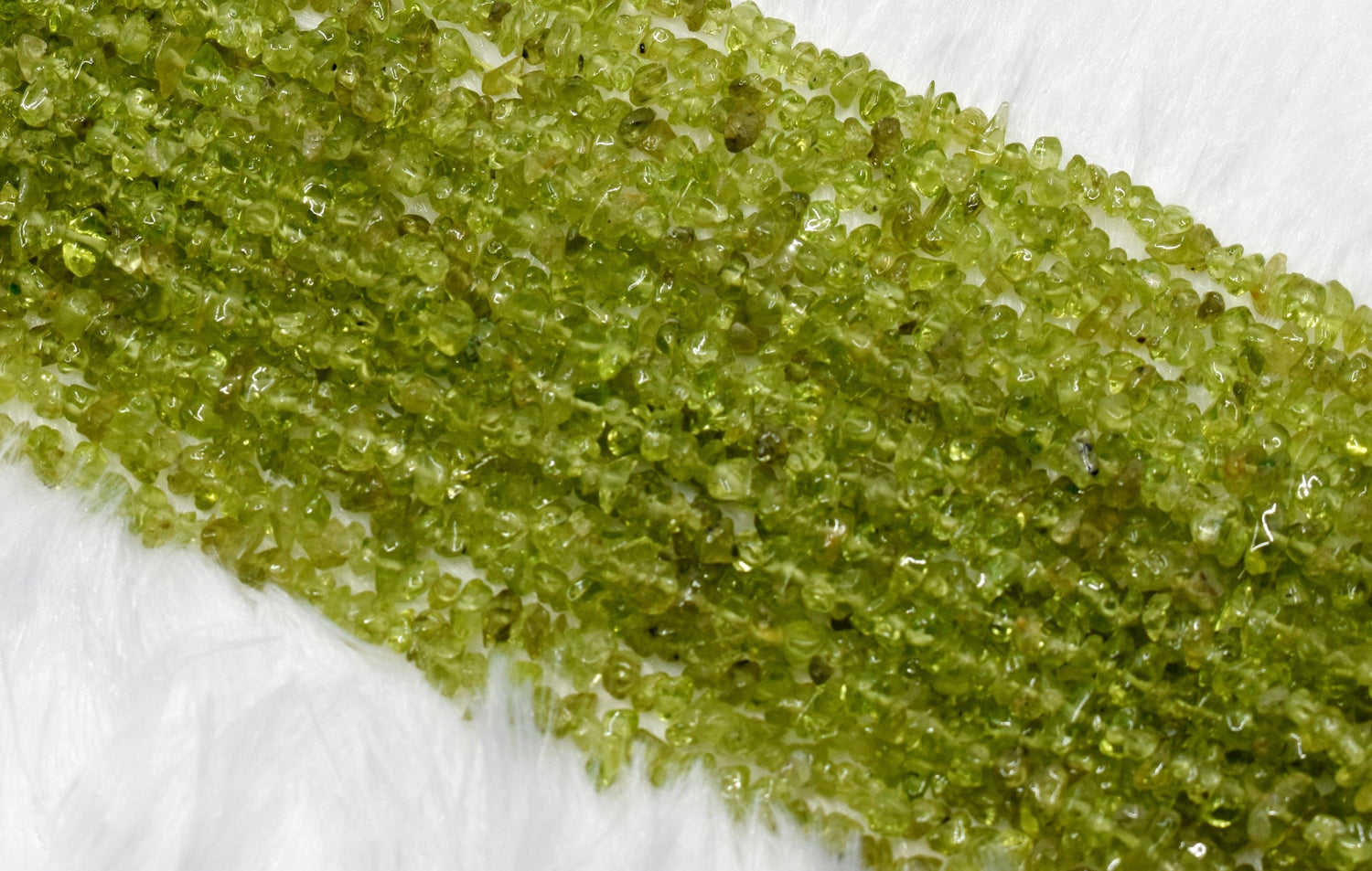 Uncut Raw Peridot Crystal Chip Beads for Necklace (Alignment Of Chakra and Chakra Cleansing )  DestGlow