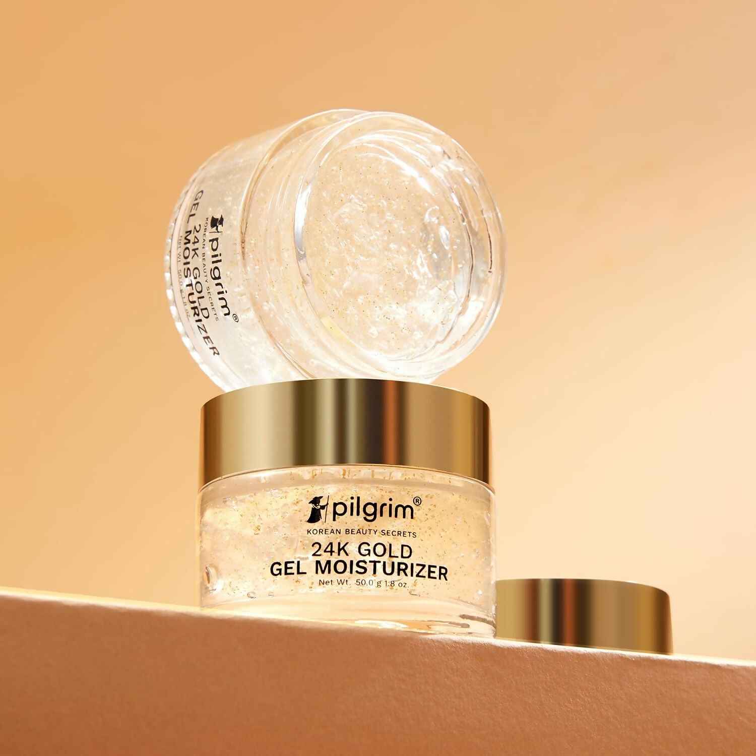 Pilgrim 24k Gold Gel Moisturizer, Reduces Dark Spots, Gives Luxurious Glow, Non-greasy