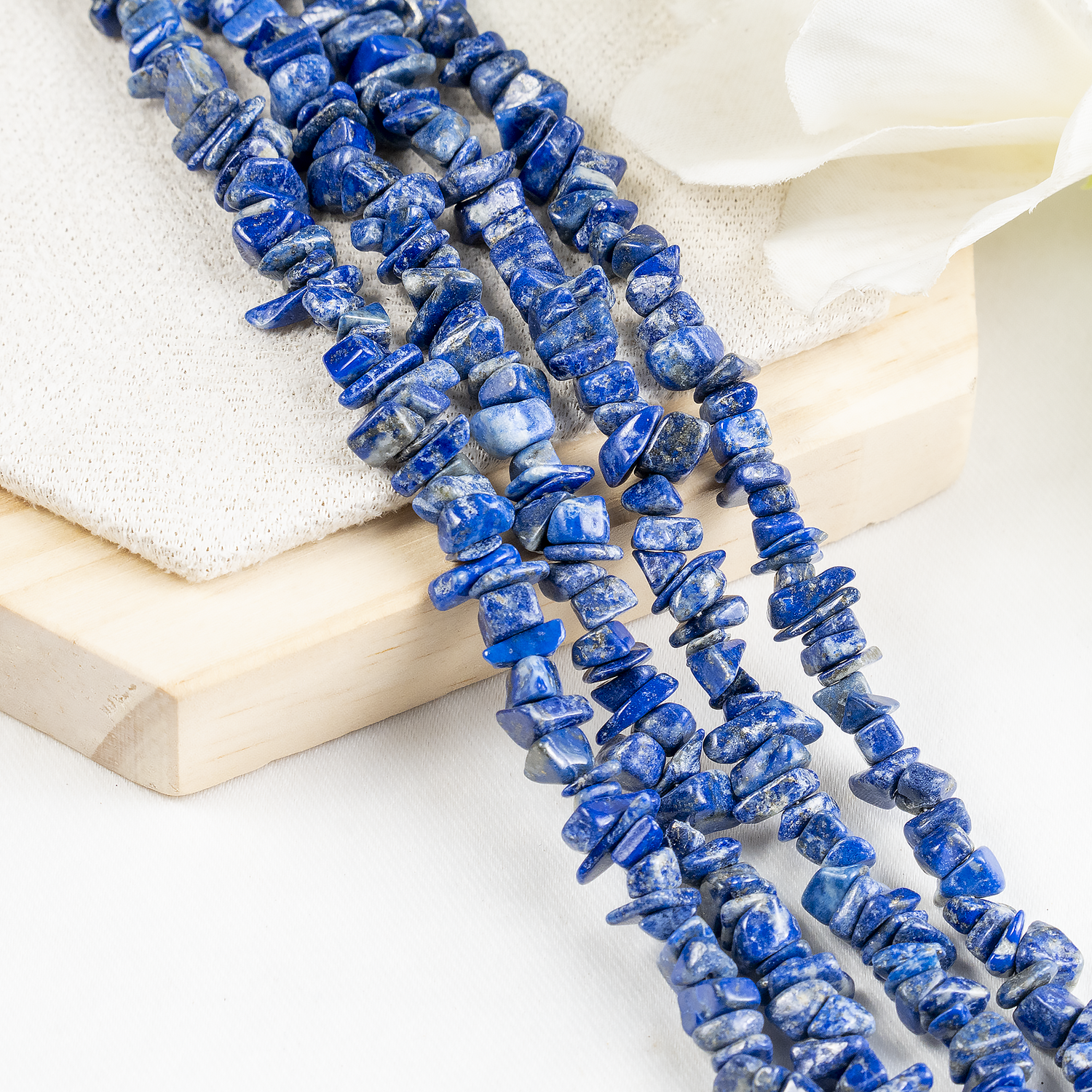 Uncut Raw Lapis Lazuli Crystal Chip Beads for Necklace (Expansion and Insight).