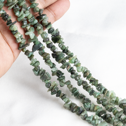 Uncut Raw Emerald Crystal Chip Beads for Necklace (Intuition and Power)  DestGlow