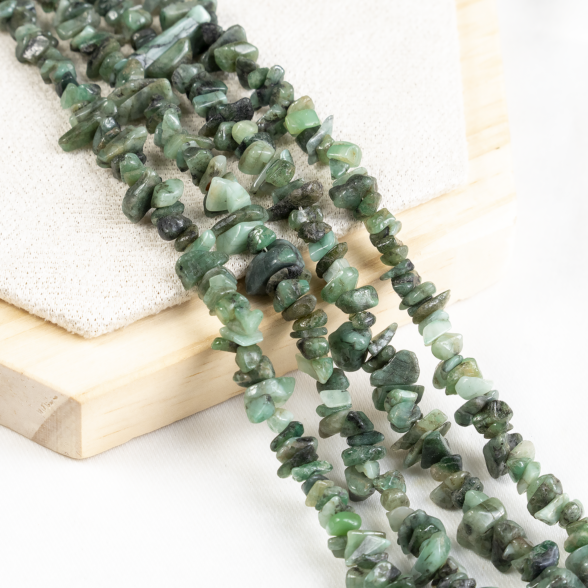 Uncut Raw Emerald Crystal Chip Beads for Necklace (Intuition and Power)  DestGlow