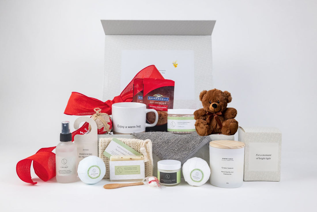 Sending MOM a BIG hug Luxury Gift Spa Set - Full on Pampering for Mother&