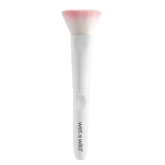 WET N WILD Flat Top Brush by Avera Group
