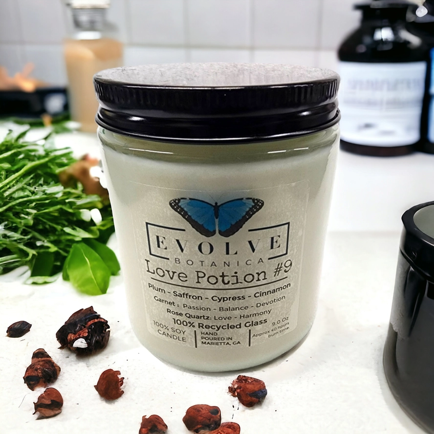 Classic 9oz Jam Jar Crystal Soy Candle - Love Potion 