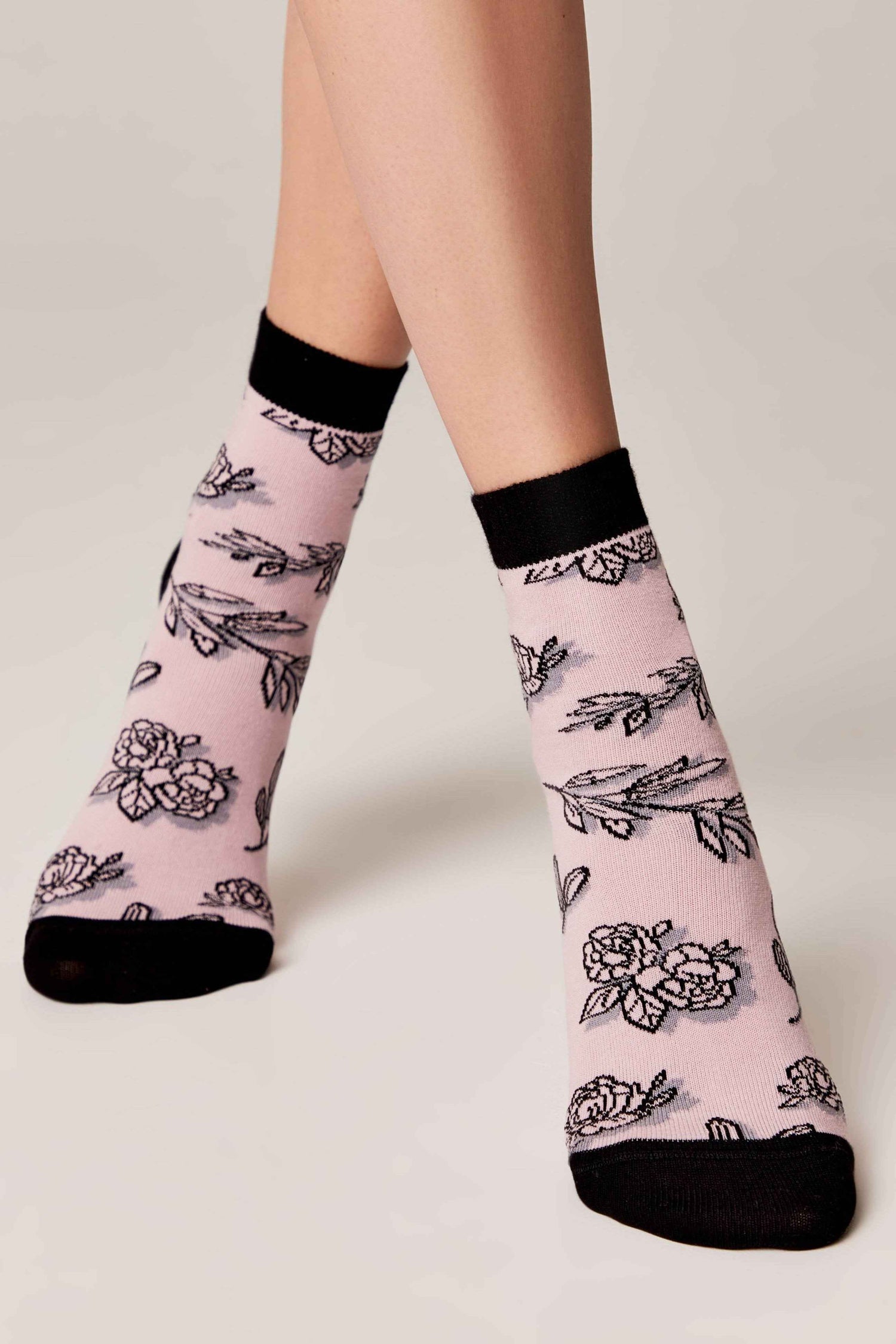Conte Cotton Socks Classic - 435 Flowers With Shadow