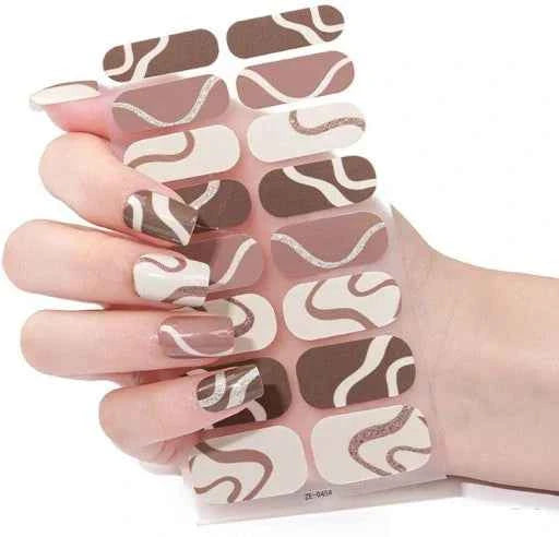 Swirls Gel Nails