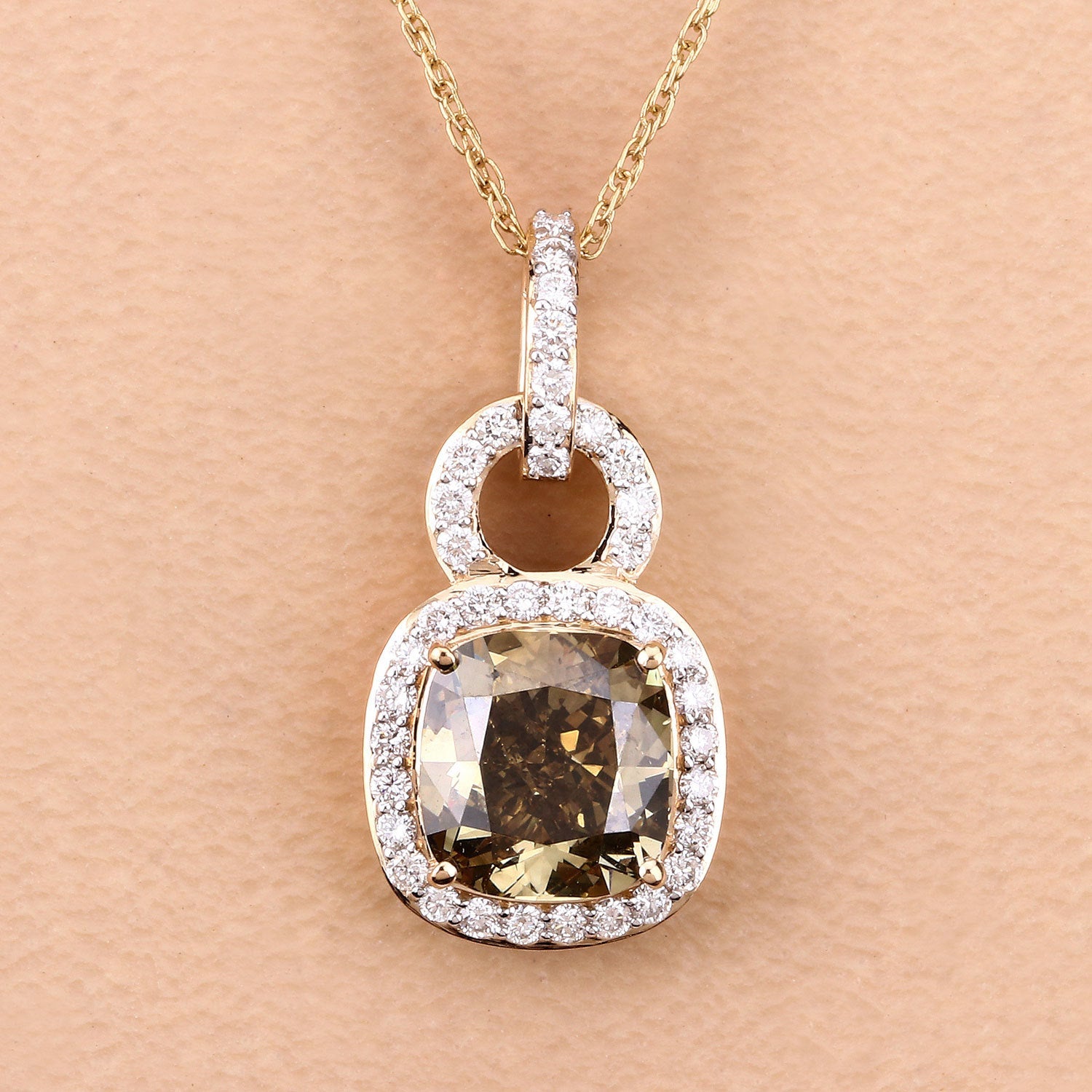 IGI Certified 2.50 Carat Genuine Brown Diamond Center and 0.31cttw White Diamond 18K Yellow Gold Pendant (2.81cttw) by Bids.com