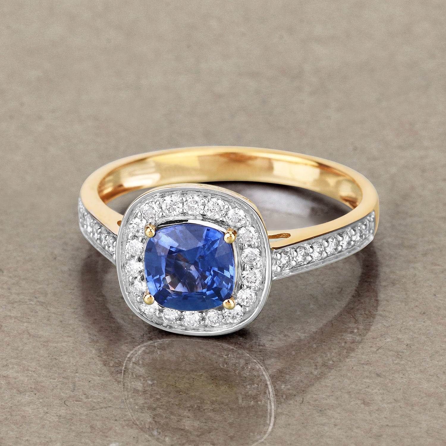 1.31 Carat Genuine Blue Sapphire and White Diamond 18K Yellow Gold Ring by Bids.com