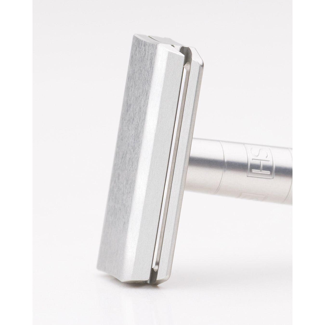 Henson Shaving [AL13-V2] Mild Safety Razor by Pasteur Pharmacy