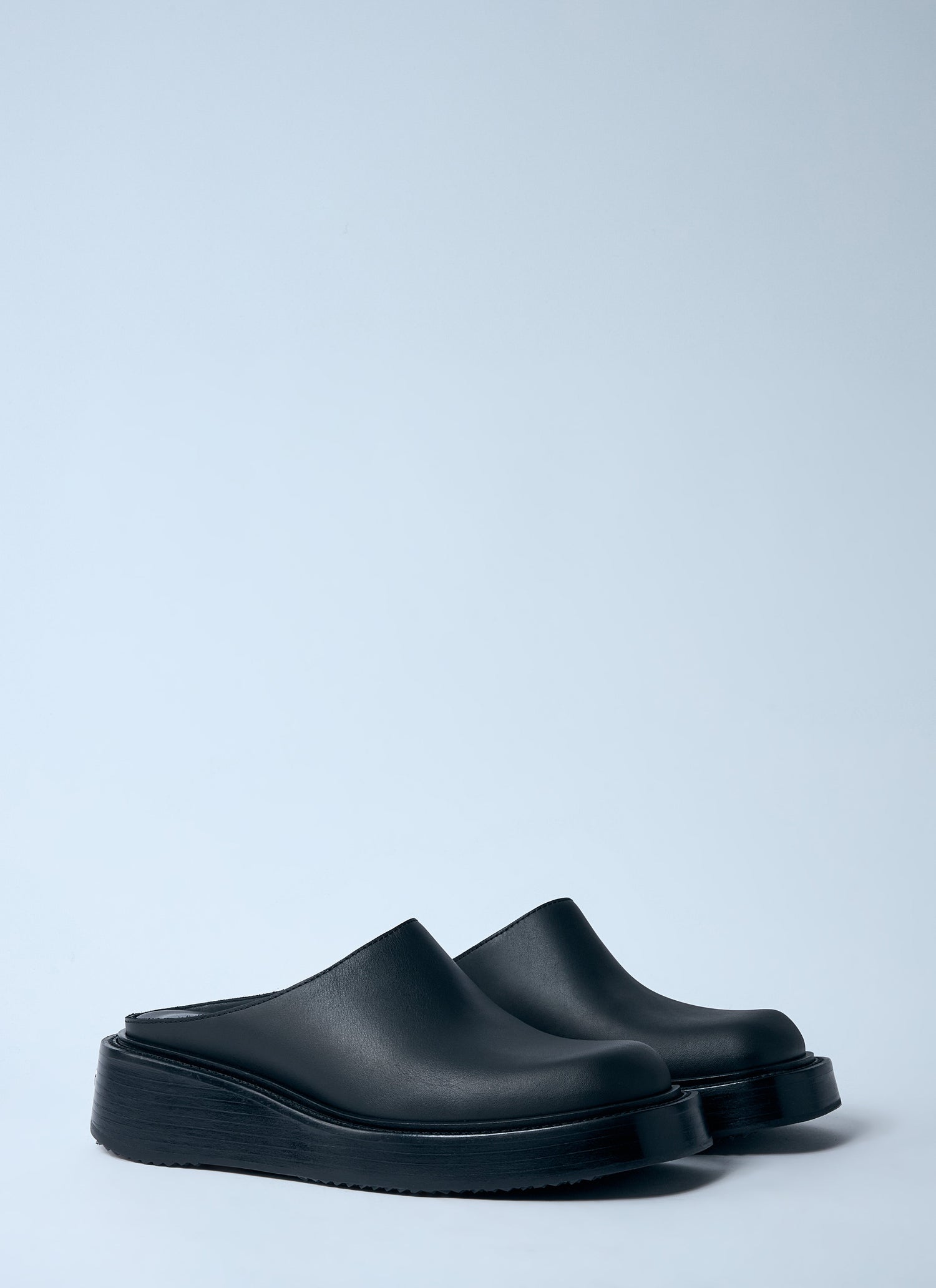 Alexander Wang Women Dean Clogs by Luosophy