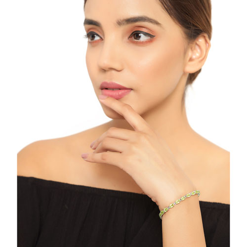 8.61 Carat Genuine Peridot .925 Sterling Silver Bracelet by Bids.com