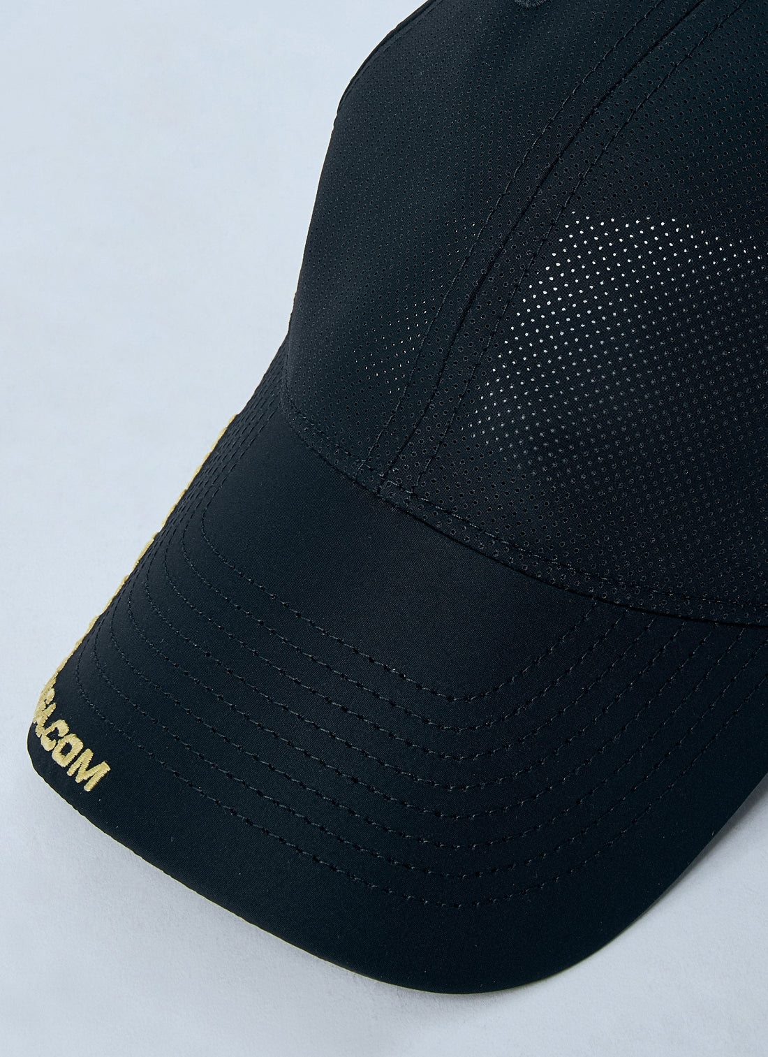 Balenciaga Men Logo Motif Baseball Cap by Luosophy