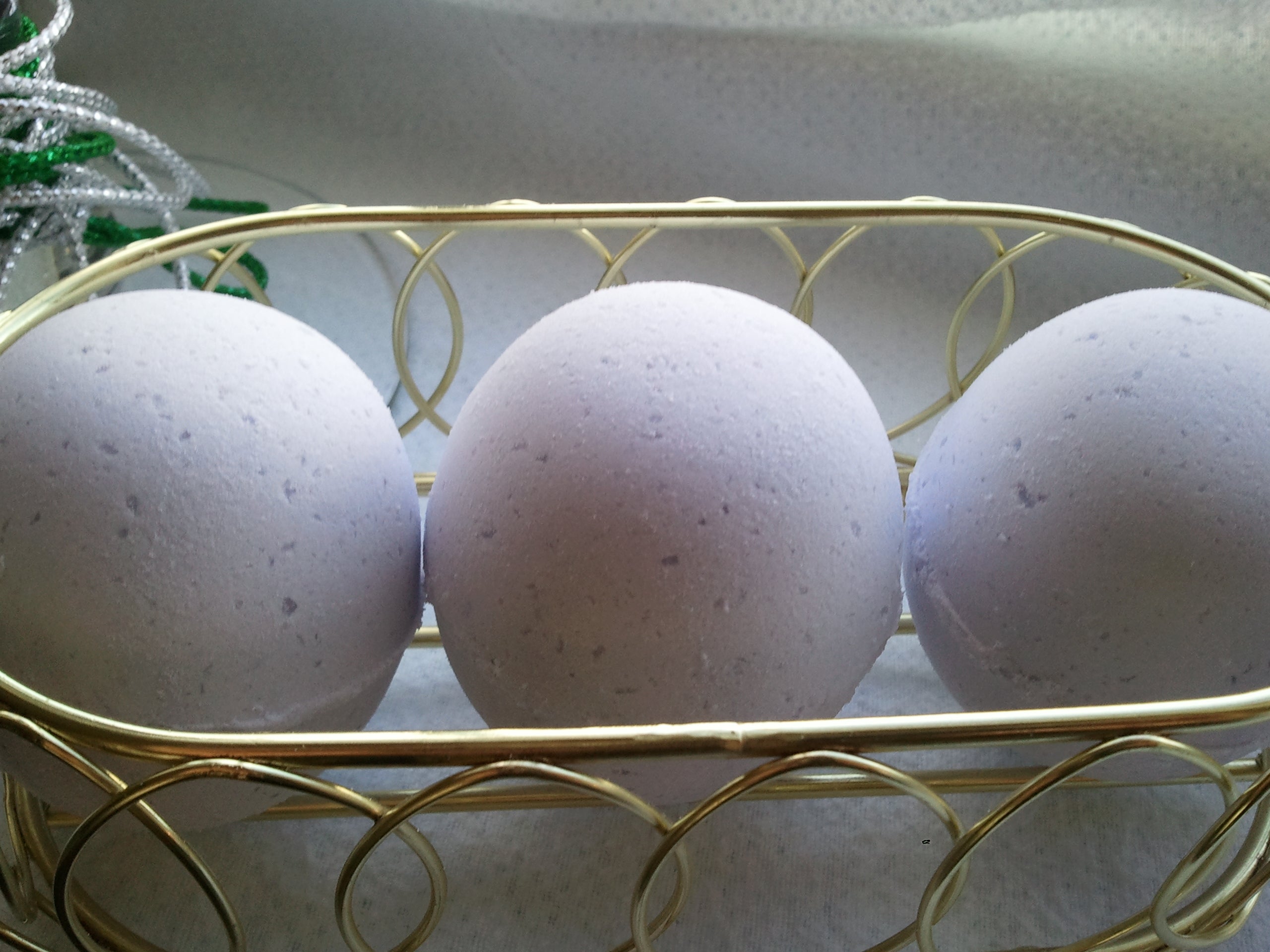 3 bath bombs 5 oz each (Lavender) individually wrapped, bath fizzies, great for dry skin by Spa Pure