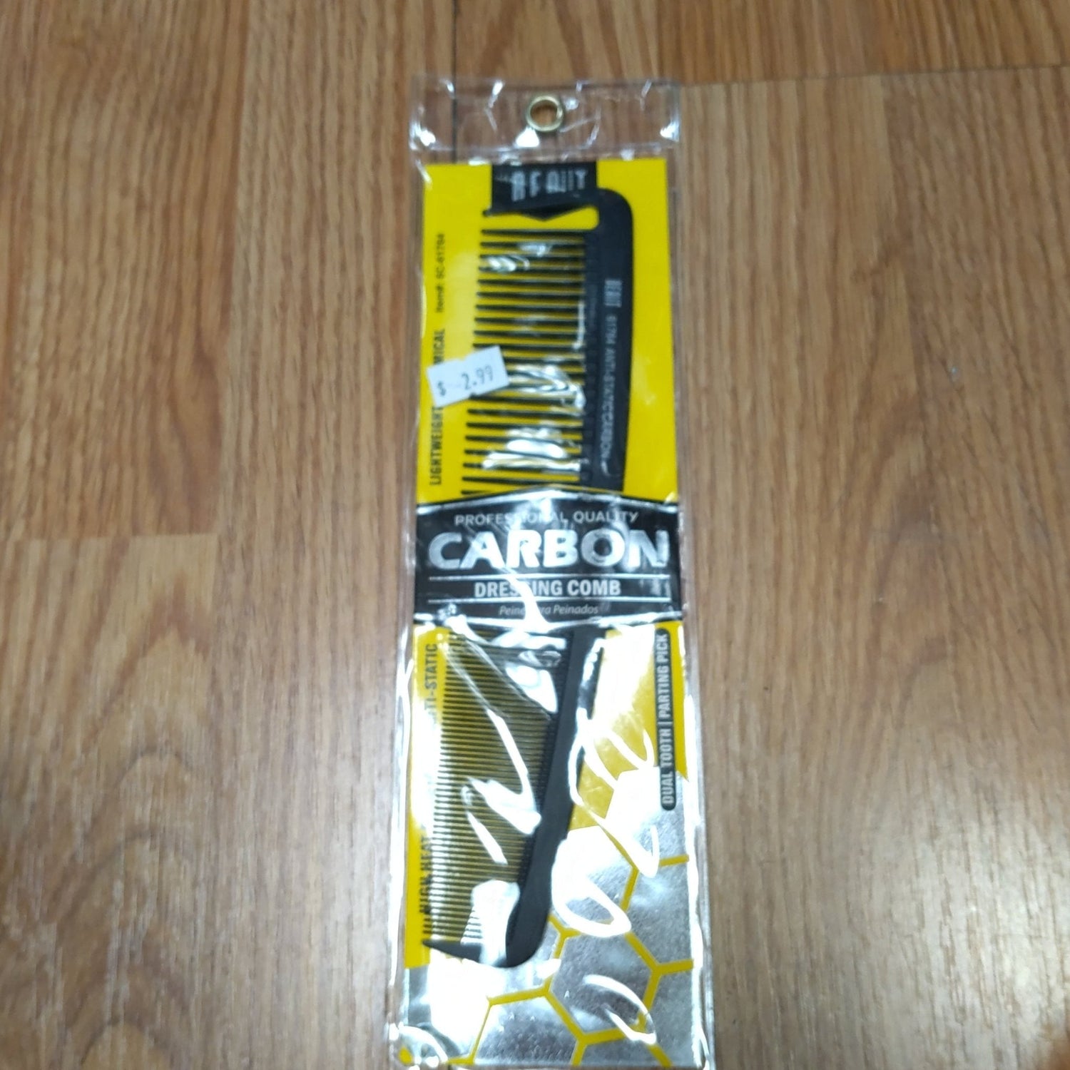Beaut Dressing Carbon Comb