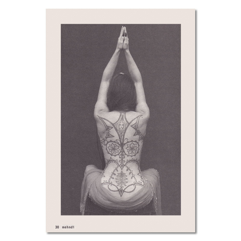 Mehndi: The Art of Henna Body Painting by Earth Henna