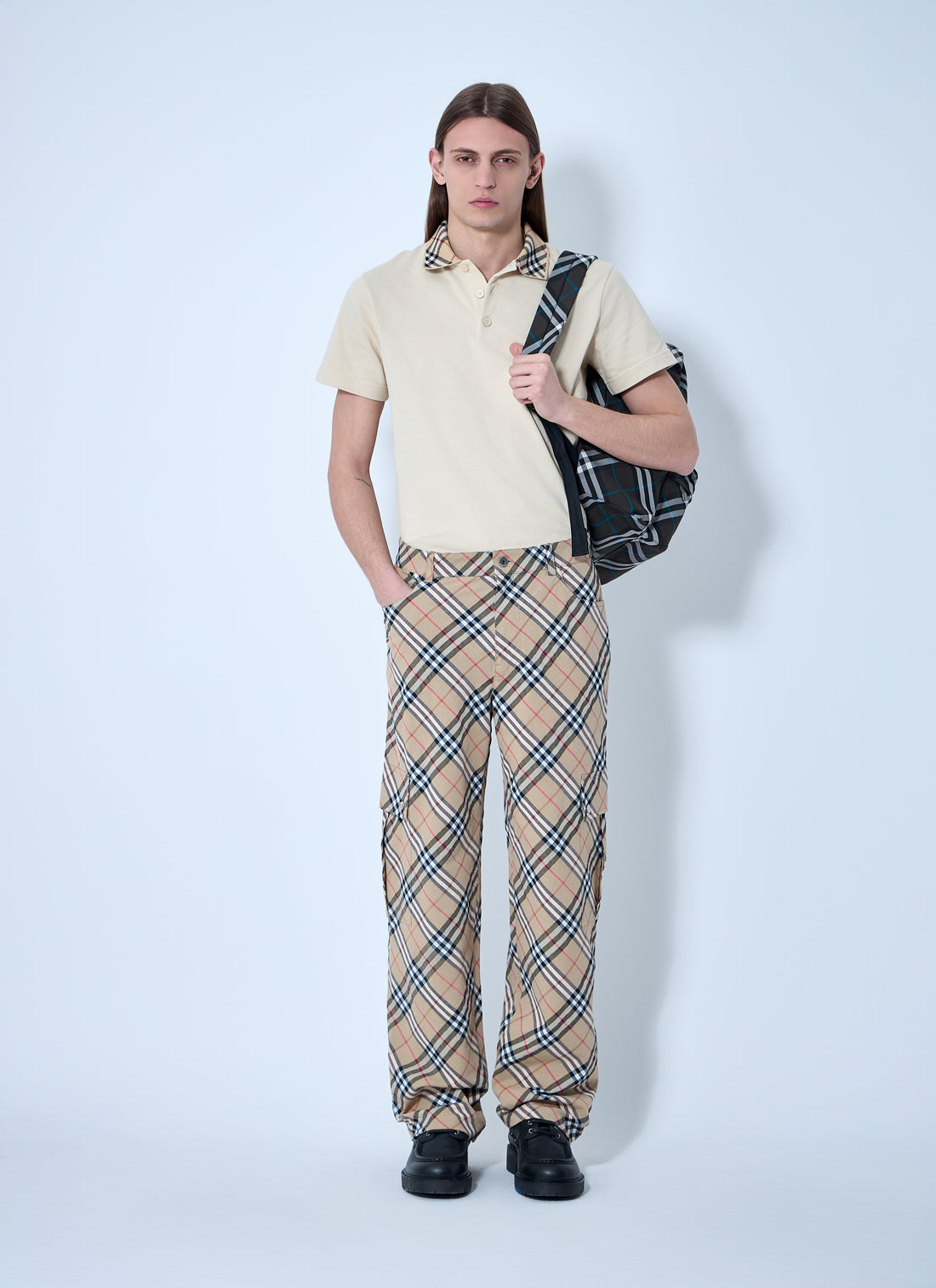 Burberry Men Check Linen-Blend Pants by Luosophy