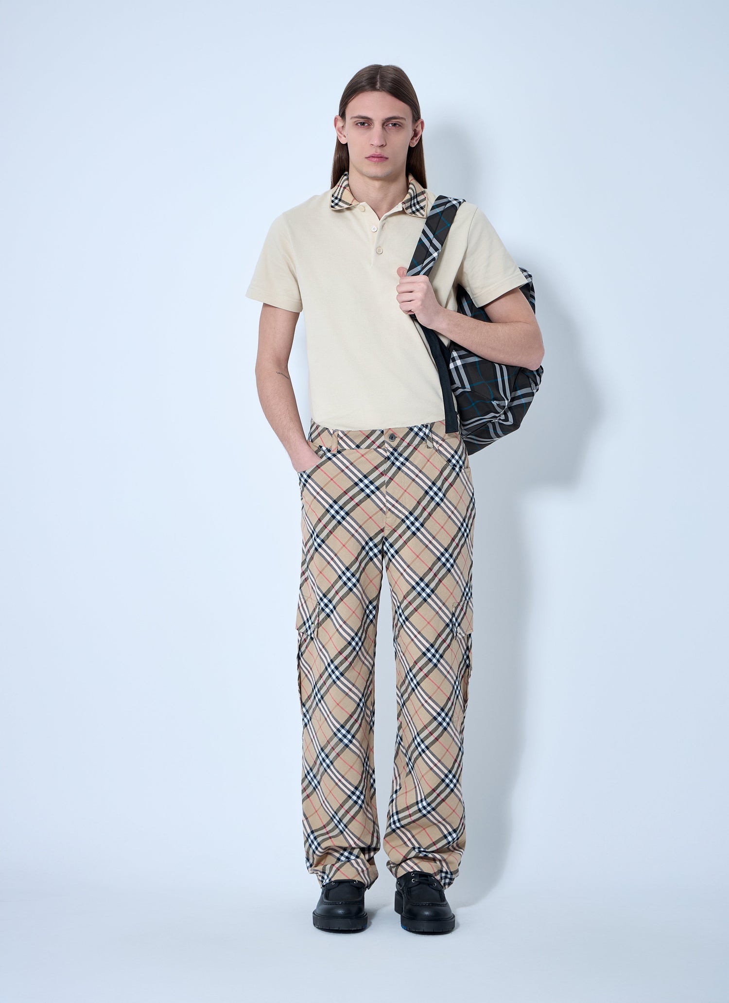 Burberry Men Check Linen-Blend Pants by Luosophy