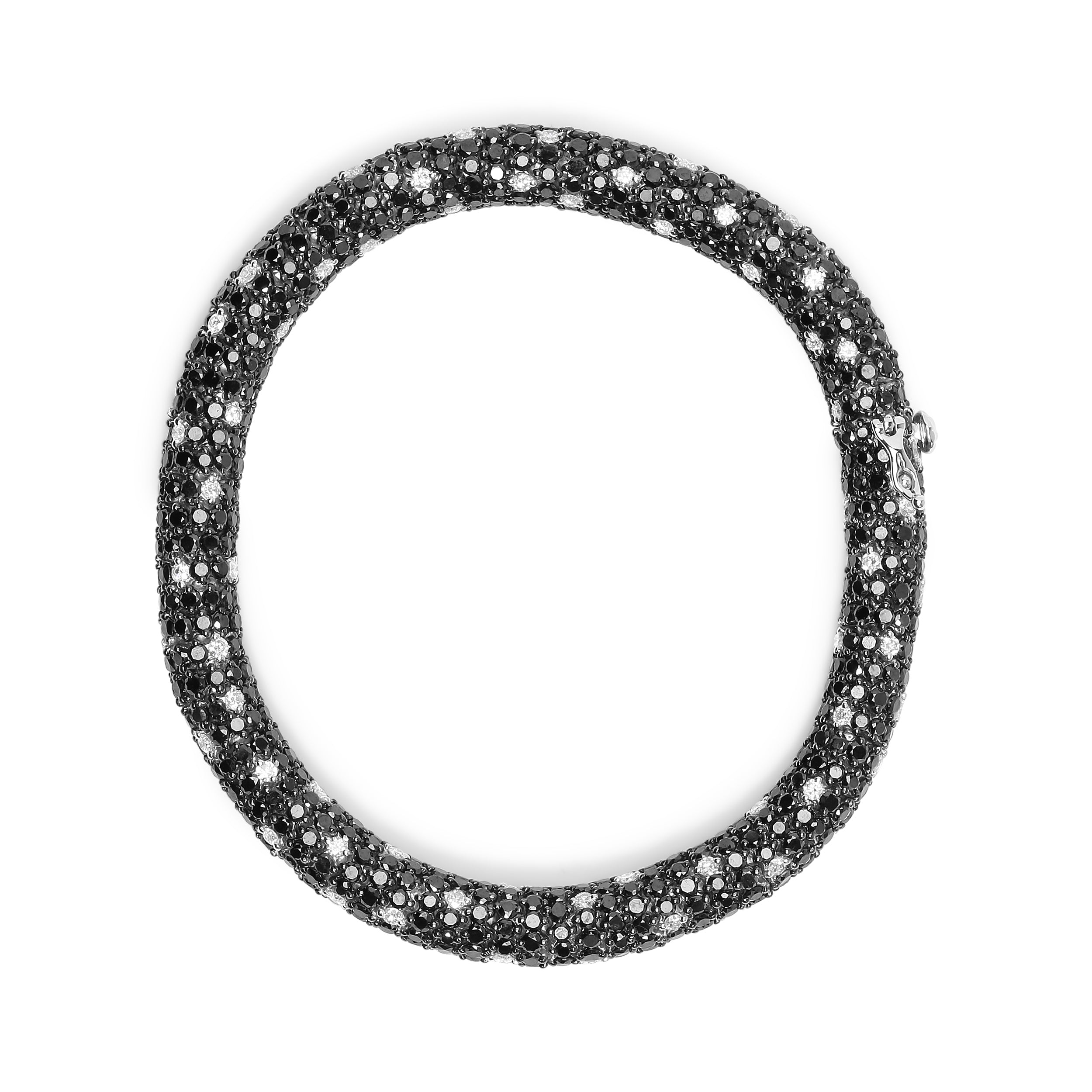 18K White Gold 20.0 Cttw Black and White Pave Set Diamond Eternity Snake Skin Style Tennis Bracelet (Black and G-H Color, SI1-SI2 Clarity) - Size 7" by Bids.com