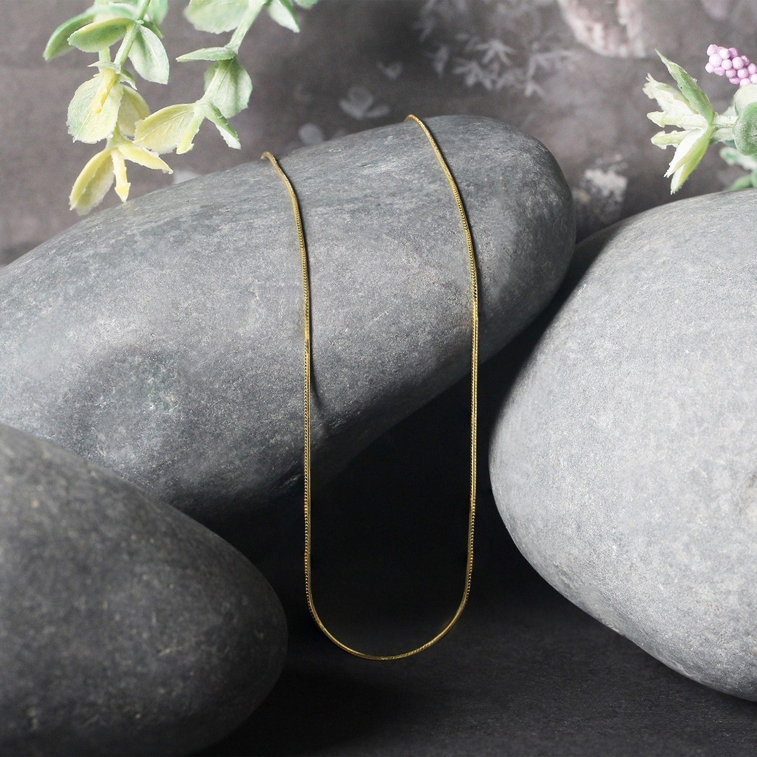 14k Yellow Gold Round Snake Chain 0.7mm by Bids.com