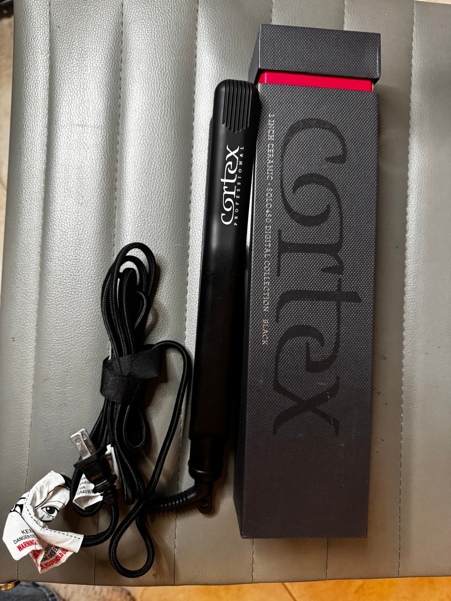 Cortex Solo Ceramic Flat Iron, 1-Inch, Black