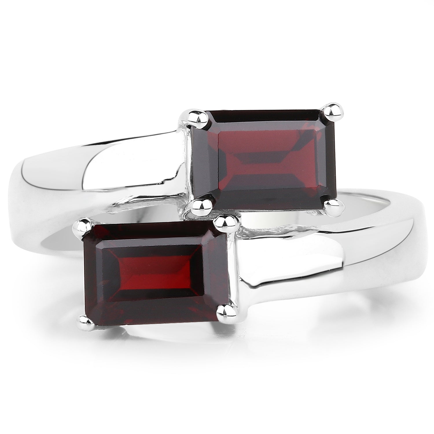 2.40 Carat Genuine Garnet .925 Sterling Silver Ring by Bids.com