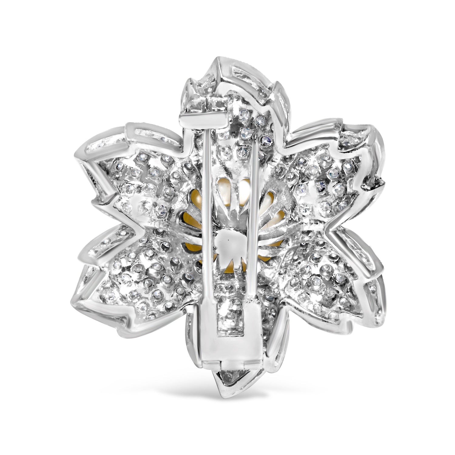 18K White Gold 2 3/4 Cttw Diamond and 12.5 MM Cultured Freshwater Pearl Floral Brooch Pin (G-H Color, VS1-VS2 Clarity) by Bids.com