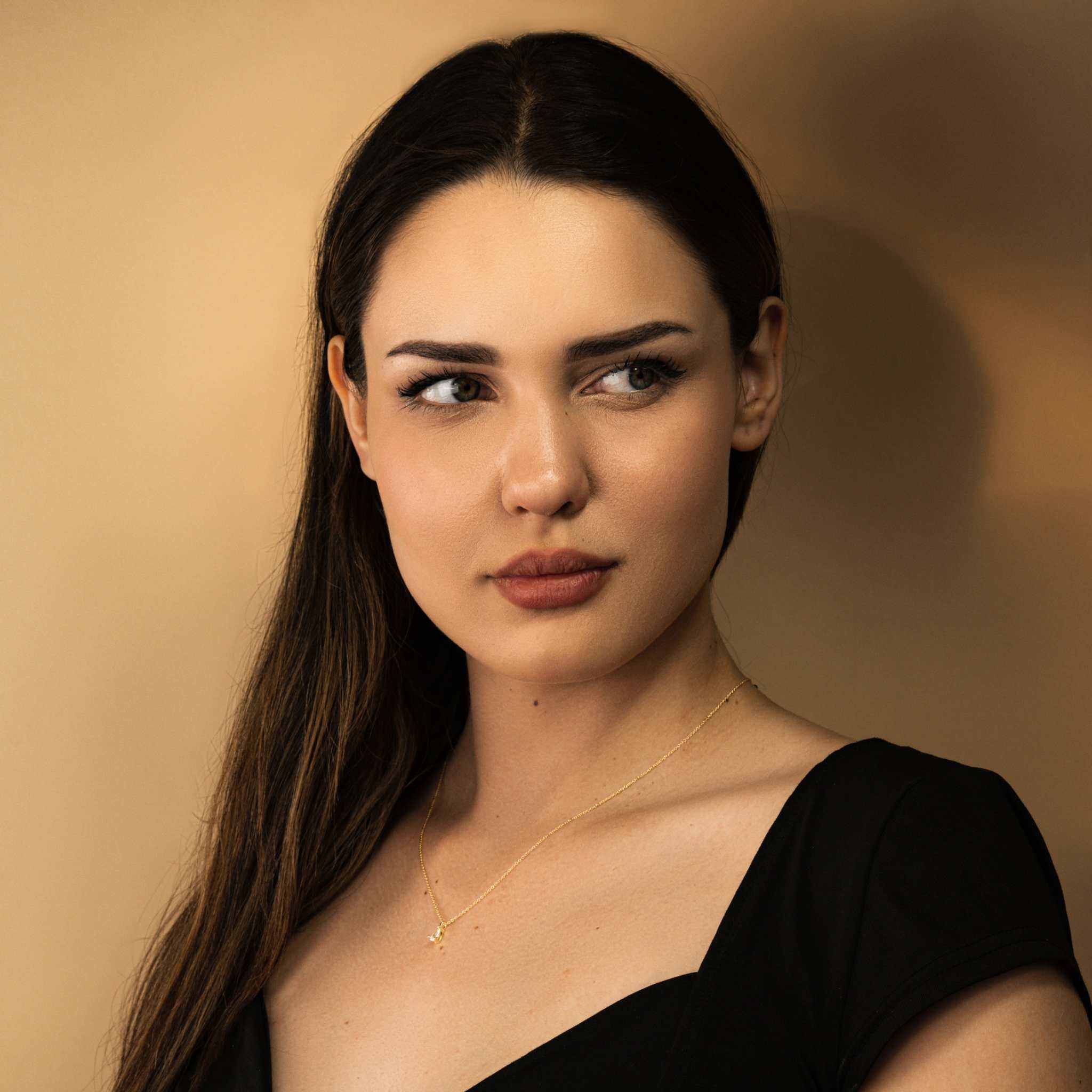 Delight Teardrop Necklace - DestGlow