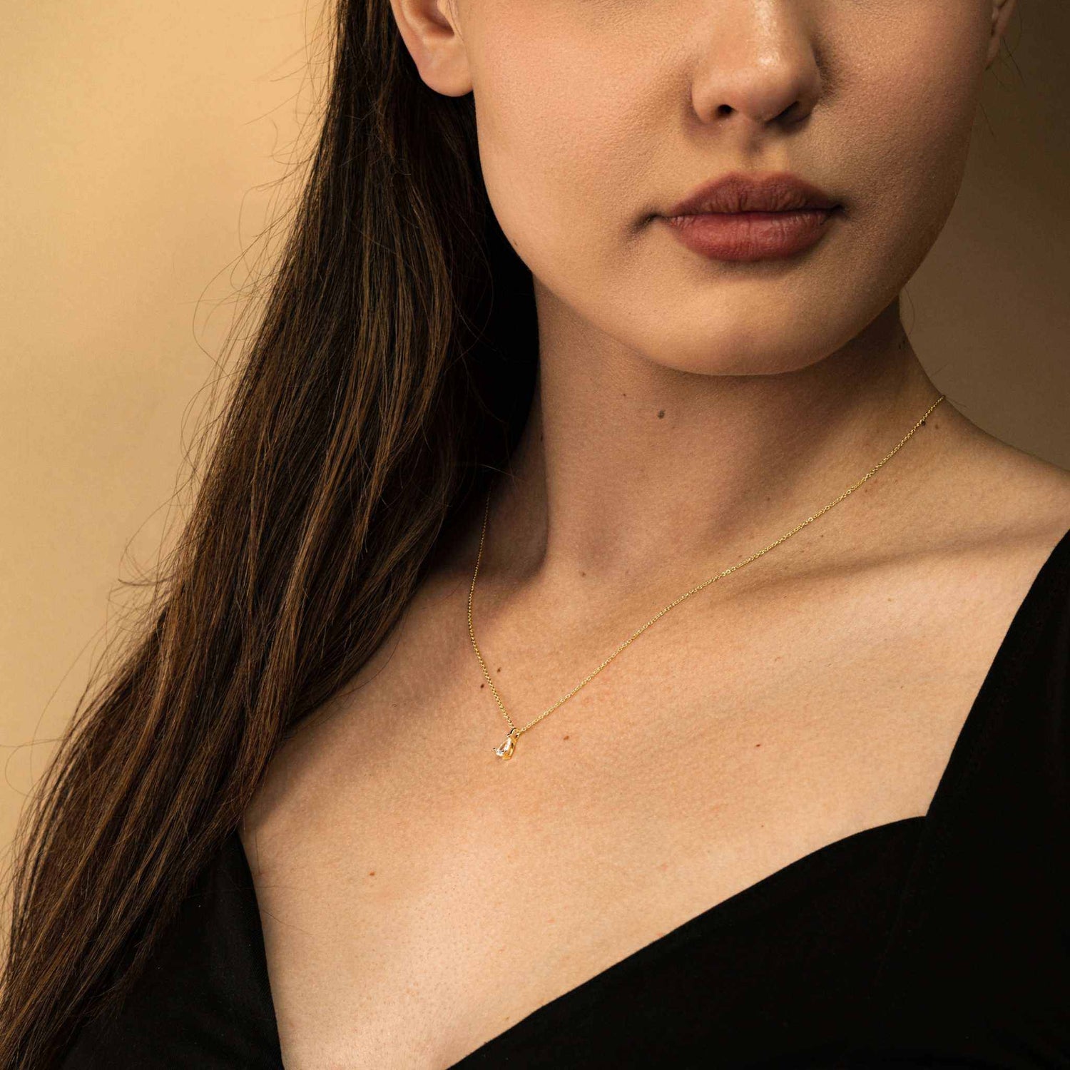 Delight Teardrop Necklace - DestGlow